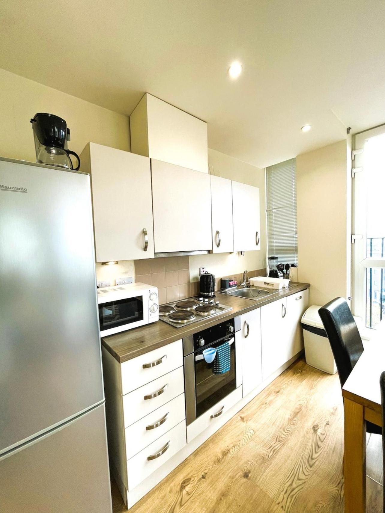 Maidstone Heights By Kasar Stays Bagian luar foto