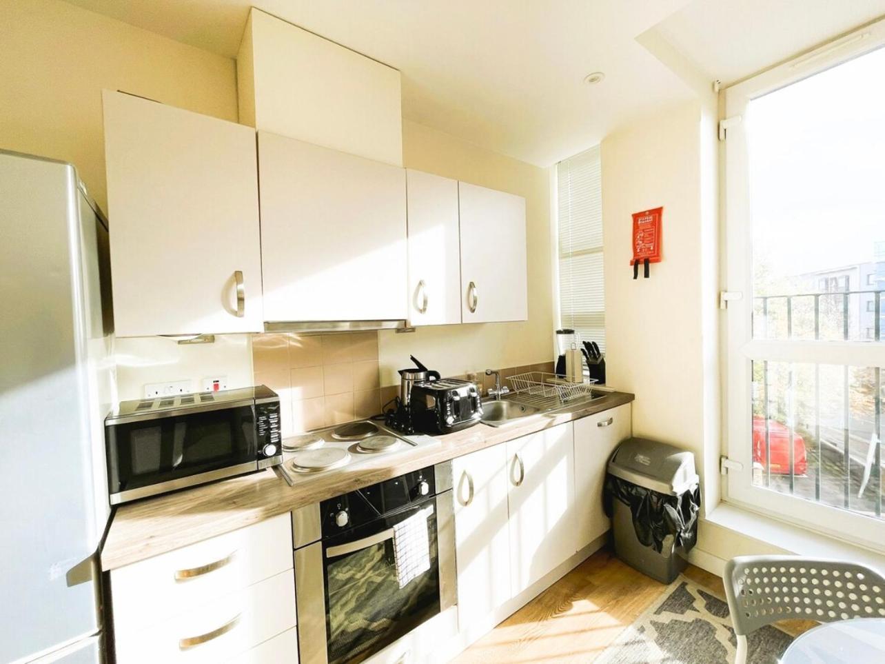 Maidstone Heights By Kasar Stays Bagian luar foto