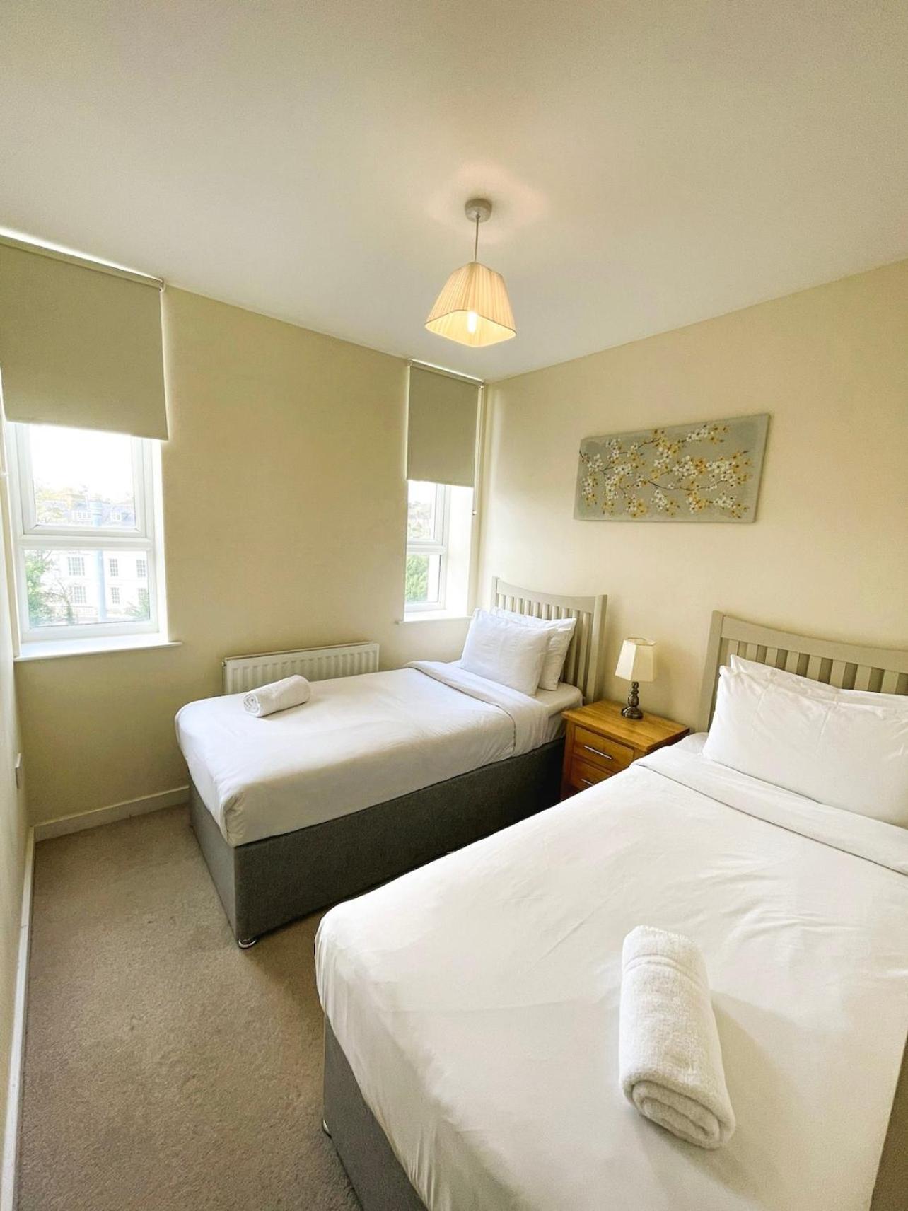 Maidstone Heights By Kasar Stays Bagian luar foto